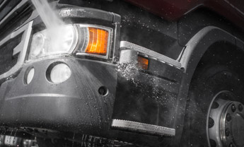 Lavage camions et poids-lourds chez EMS Lavage à Saint-Étienne